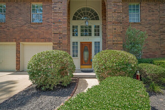 Photo - 2710 Double Lake Dr