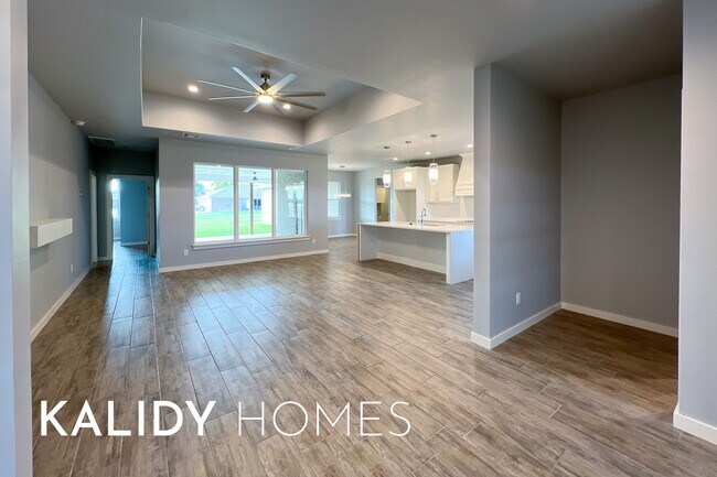 Photo - 12624 E Hefner Rd