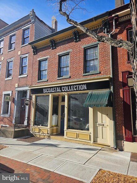 Photo - 117 S Warren St