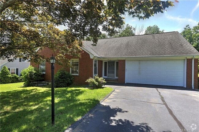 Building Photo - 32 Koger Rd Rental