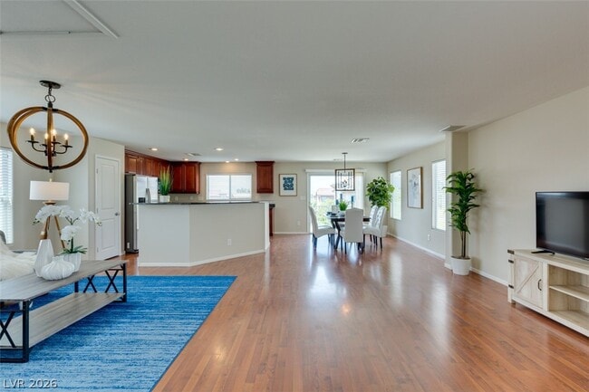 Photo - 304 Windsor Ridge Ave