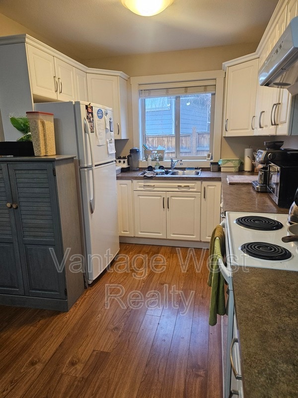 Photo - 1495 Kloppenburg Rd