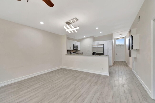 Building Photo - 11555 Orange Blossom Ln Rental