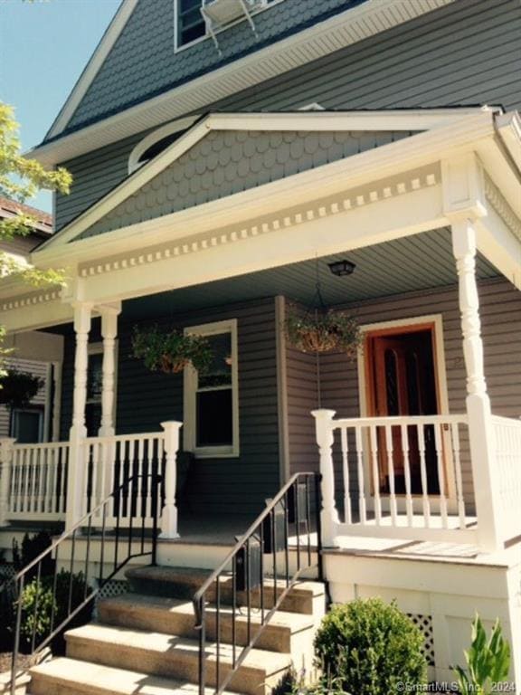 Building Photo - 21 Cottage St Unit 3