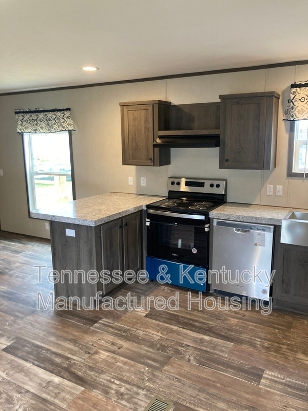 Photo - 333 Hillsdale Estates Ln