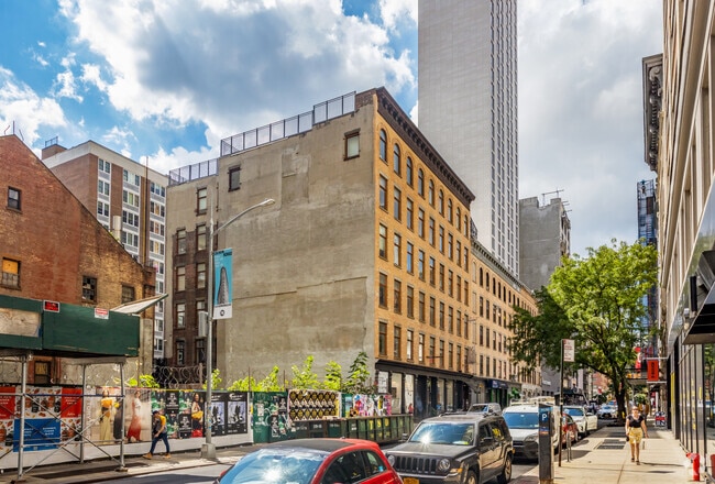 Photo - 124 W 24th St