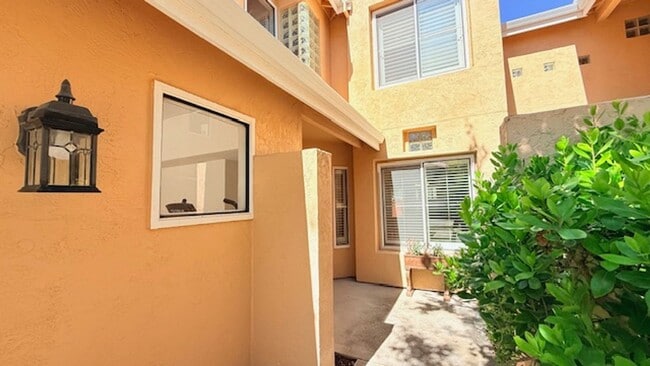 Photo - Gorgeous Two (2) Suites--- Executive Style 2BD/2.5BA + Loft, Two-Story TH at The Lake at Canyon L...