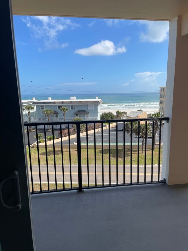 Building Photo - 30 Inlet Harbor Rd Unit Tidewater