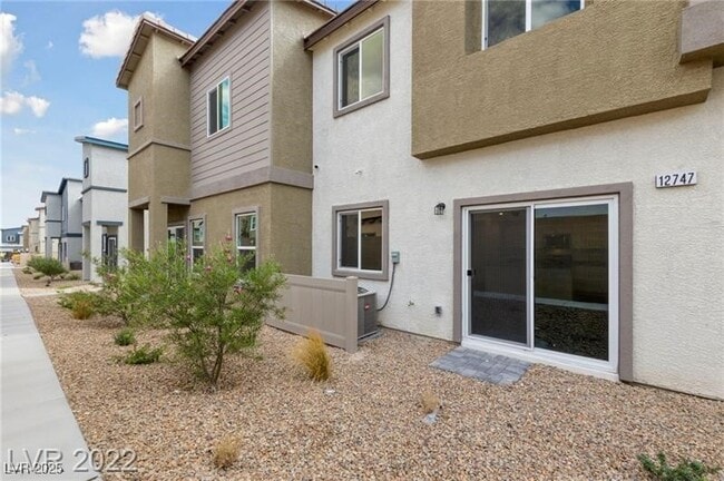Photo - 12747 Epperly St
