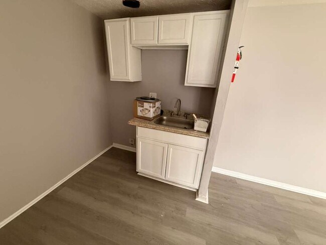 Photo - 13540 Superior Rd Unit 109