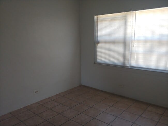 Photo - 13865 NW 26th Ave Unit # 3