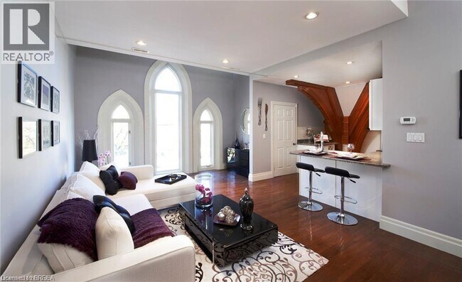 Photo - 21 Richmond St Unit 201