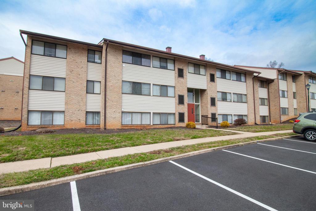 Photo - 120 Royal Oak Dr Apartment Unit 120-B