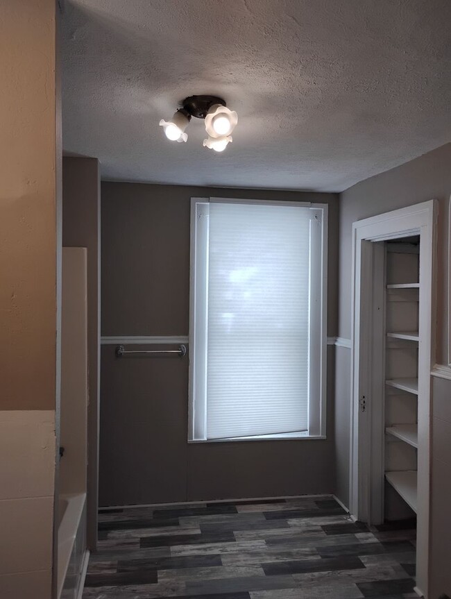 Photo - 809 Cincinnati St Apartment Unit 809 Cincinnati #3