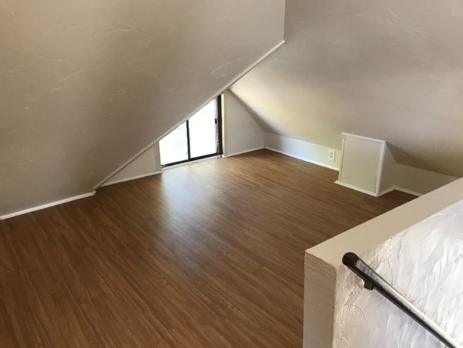 Photo - 1011 Rood Ave Unit C