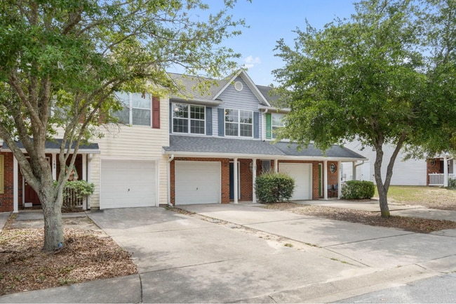 Photo - 183 Swaying Pine Ct