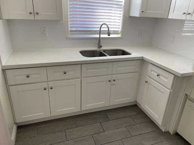 Photo - 330 Pasadena Ave Unit 330 Pasadena Ave  A