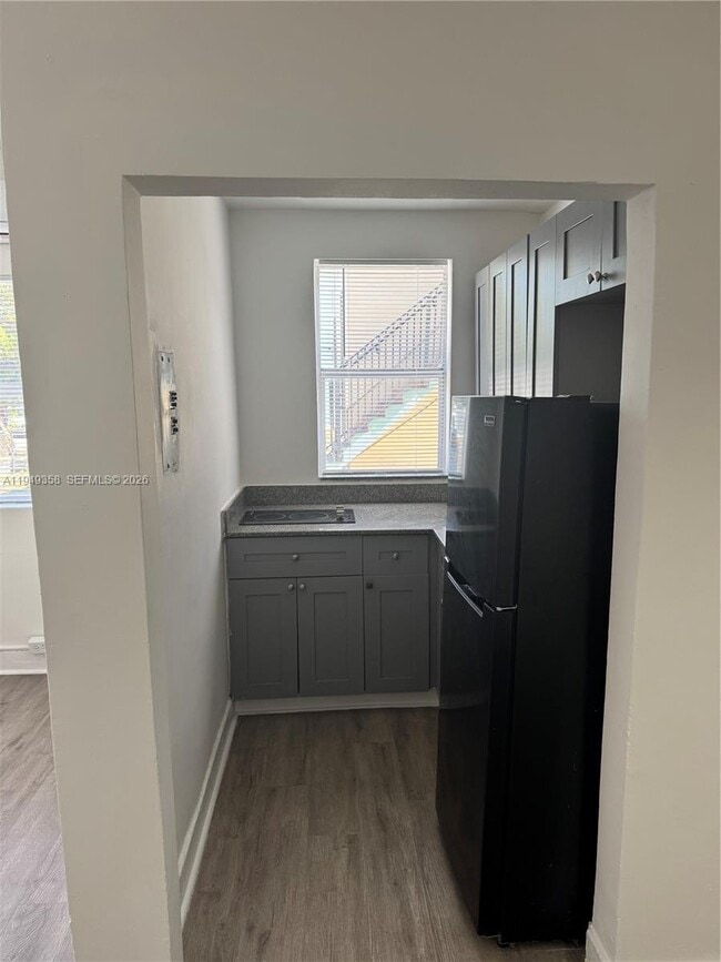 Photo - 1552 SW 2nd St Unit 1