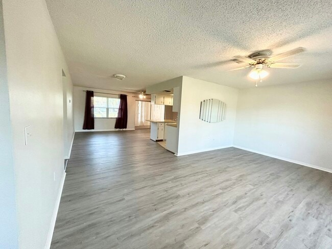 Photo - 4107 Santiago St