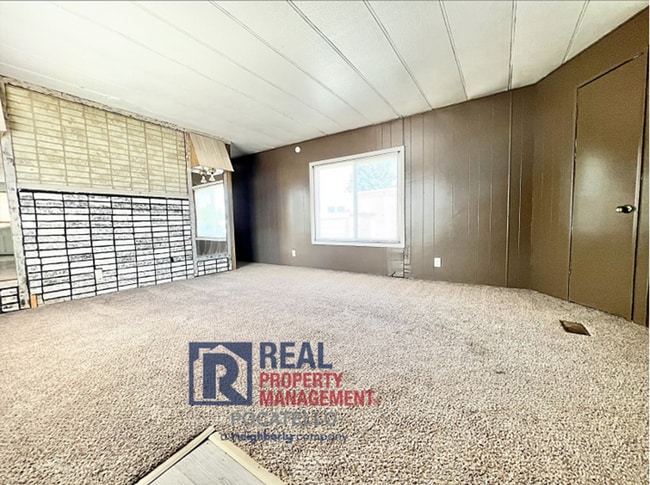 Photo - 2 Bedroom 1 Bath Mobile Home - Pets negotiable