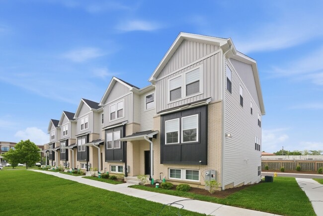 Building Photo - Walnut Grove Townhomes