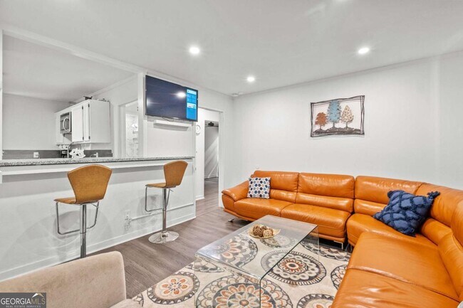 Photo - 1738 Duke Rd