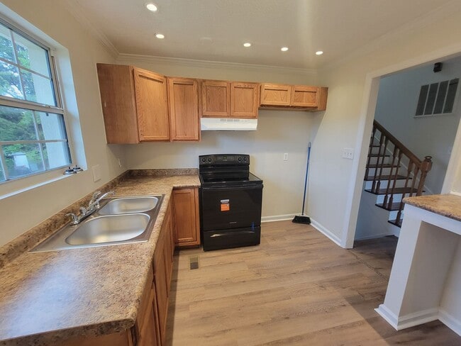 Photo - 3513 Wyevale Dr