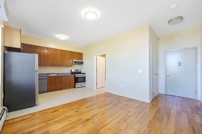 Photo - 520 Belleville Ave Unit S406