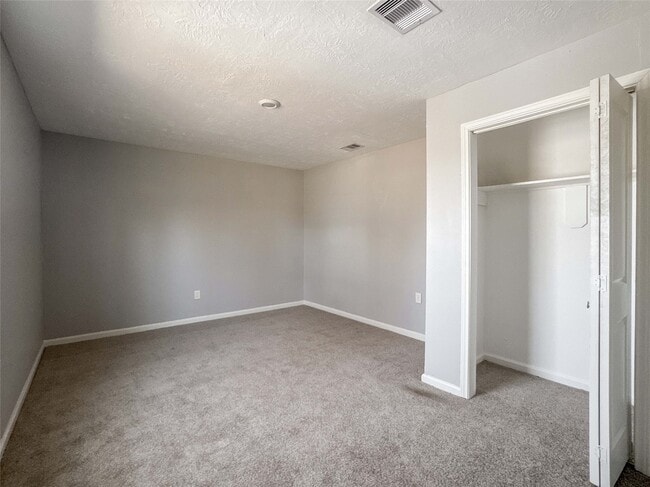 Photo - 7703 McHenry St