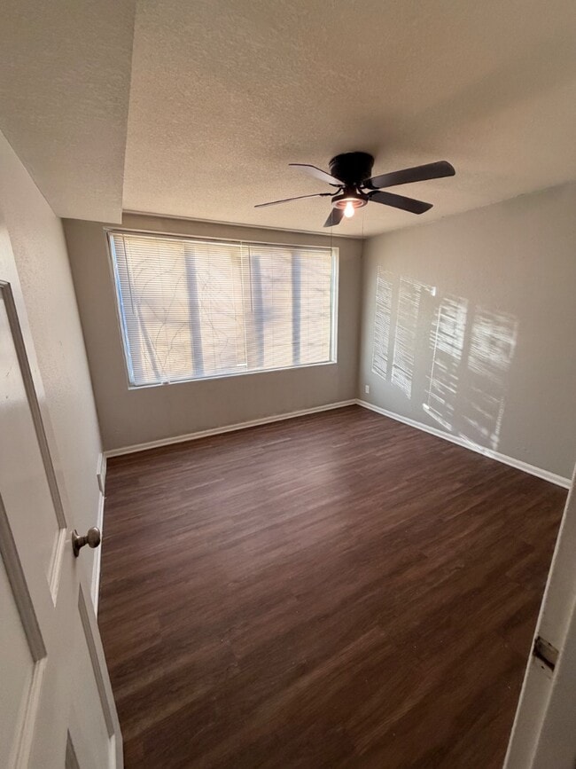 Photo - 1613 Washington Blvd