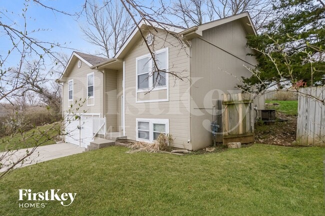 Photo - 333 Woods Ave