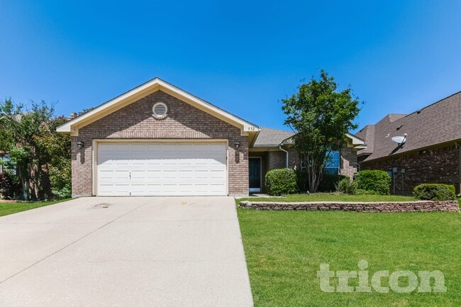 Building Photo - 532 Caravan Dr