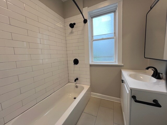 Photo - 3853 W Palmer St Unidad 1E