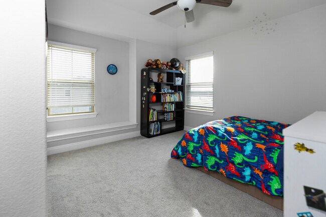 Photo - 9806 Acero Dr