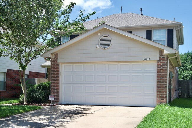 Building Photo - 21618 Misty Fall Ln