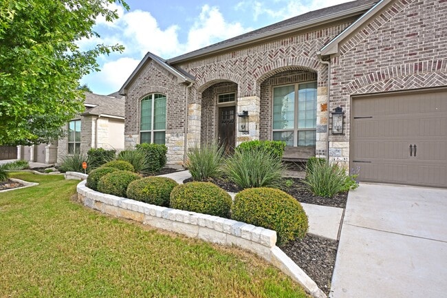 Photo - 1438 Oaklawn Dr