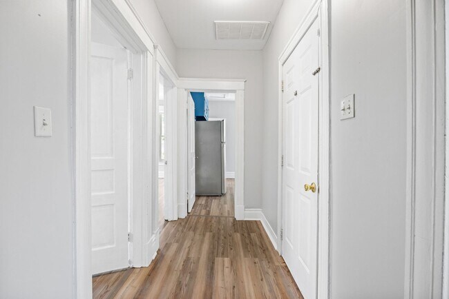 Photo - 3415 Enslow Ave Unidad 2