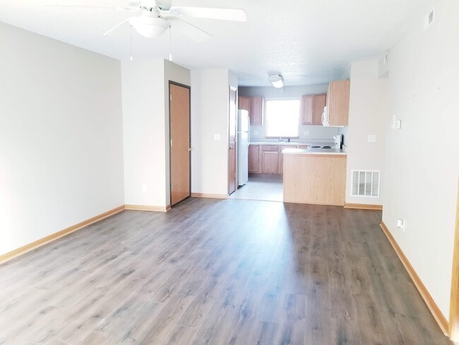 Photo - 70 Cherry Ct Unidad 3 Rental