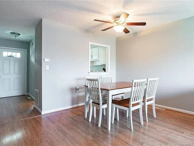 255 Monticello Dr