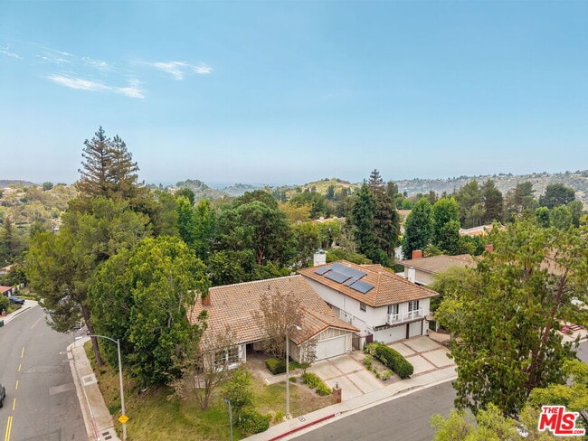 Photo - 2952 Bottlebrush Dr