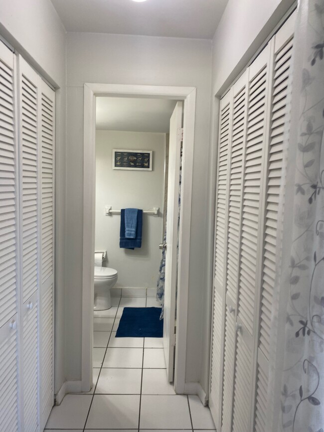 710 Washington Ave Apartments Miami Beach, FL