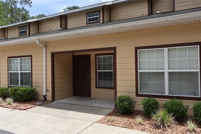 Photo - 1935 SW 31st Ave Condo Unit 102