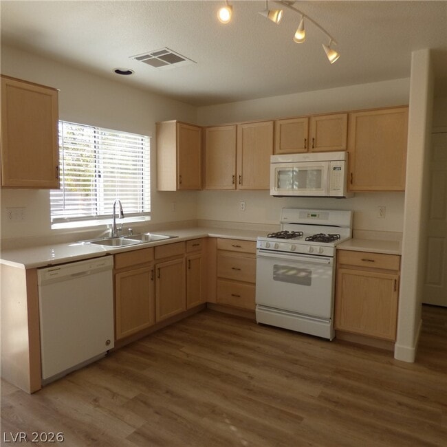 Photo - 5125 Meadow Rock Ave