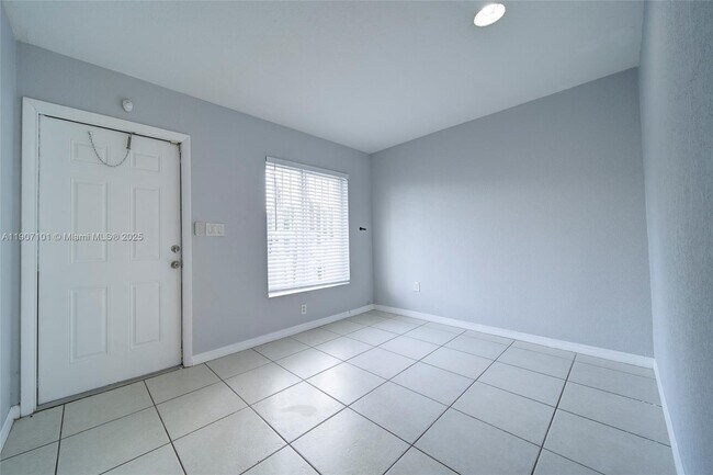 Photo - 10450 SW 172nd St Unit 10452