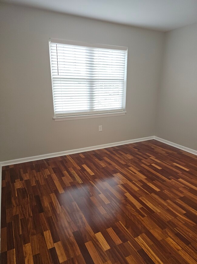 Photo - 2165 S Milledge Ave Unit B10
