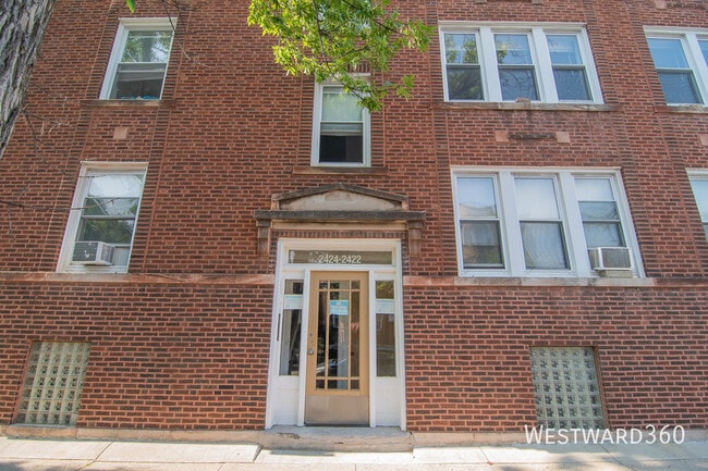 Building Photo - 2422 W Fargo Ave Unit 2