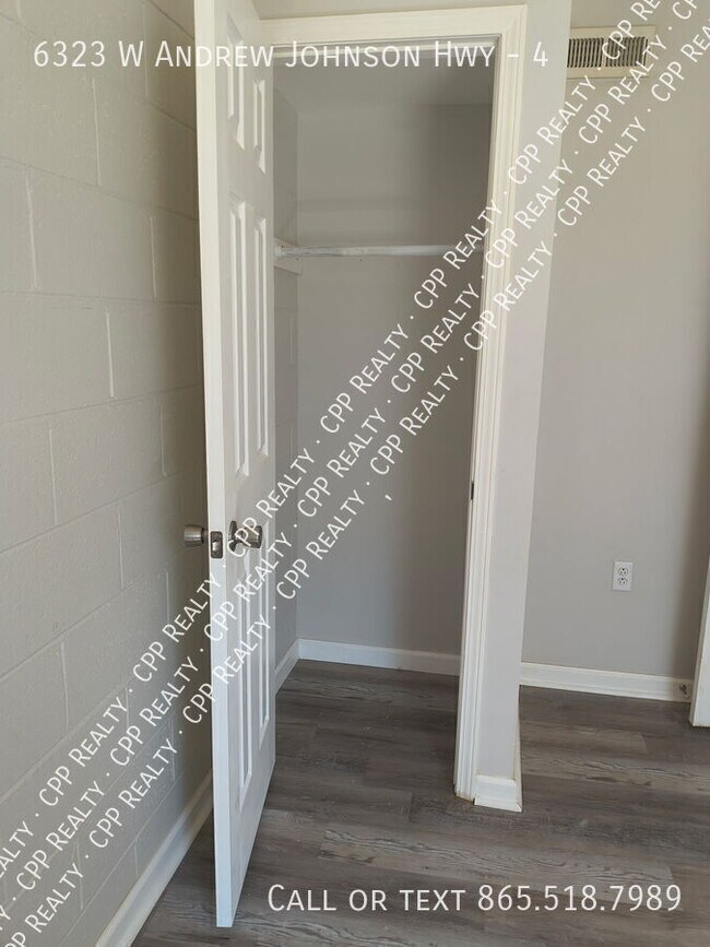 6323 W Andrew Johnson Hwy Unit 4