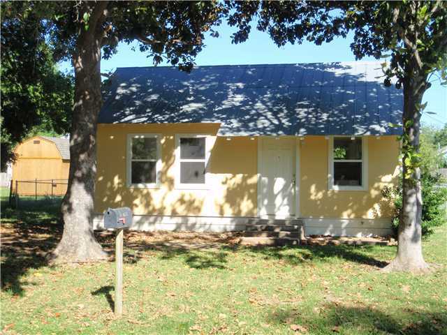 Building Photo - CUTE 1 BEDROOM / 1 BATH - SMITHVILLE HOME