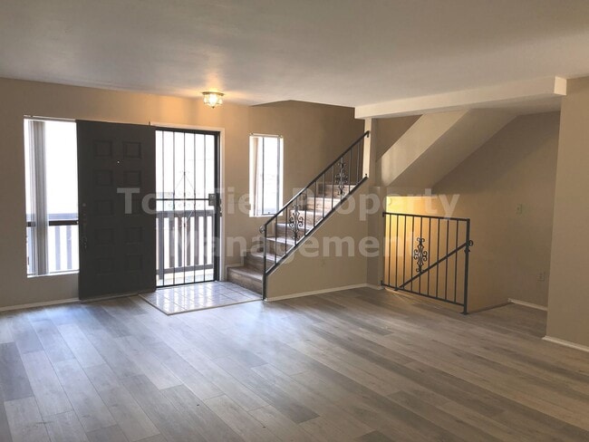 Photo - ***2 Bed / 1.5 Bath Townhome with Attached Garage - Available 03/10***