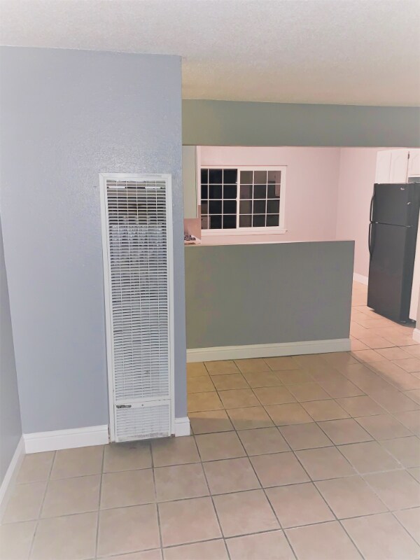 Photo - 1050 Grand Ave Unit C